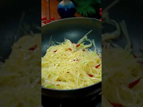 Stir-Fried Shredded Potato